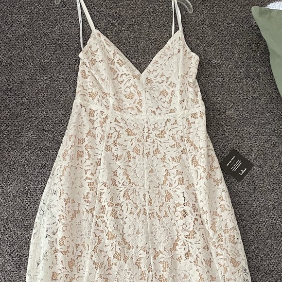One Wish White Lace Midi Dress - Picture 2 of 2